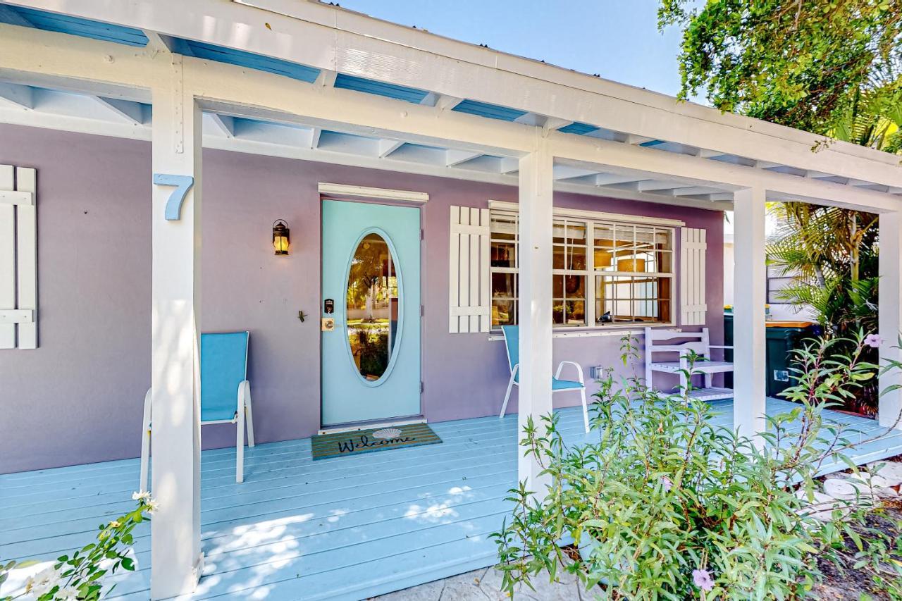 Purple Pelican Cottage Марко Айлънд Екстериор снимка