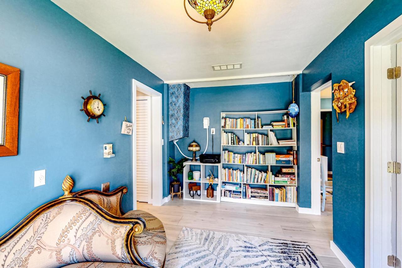 Purple Pelican Cottage Марко Айлънд Екстериор снимка